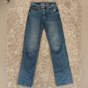 American Eagle Outfitters Women’s Low Rise Baggy Jeans